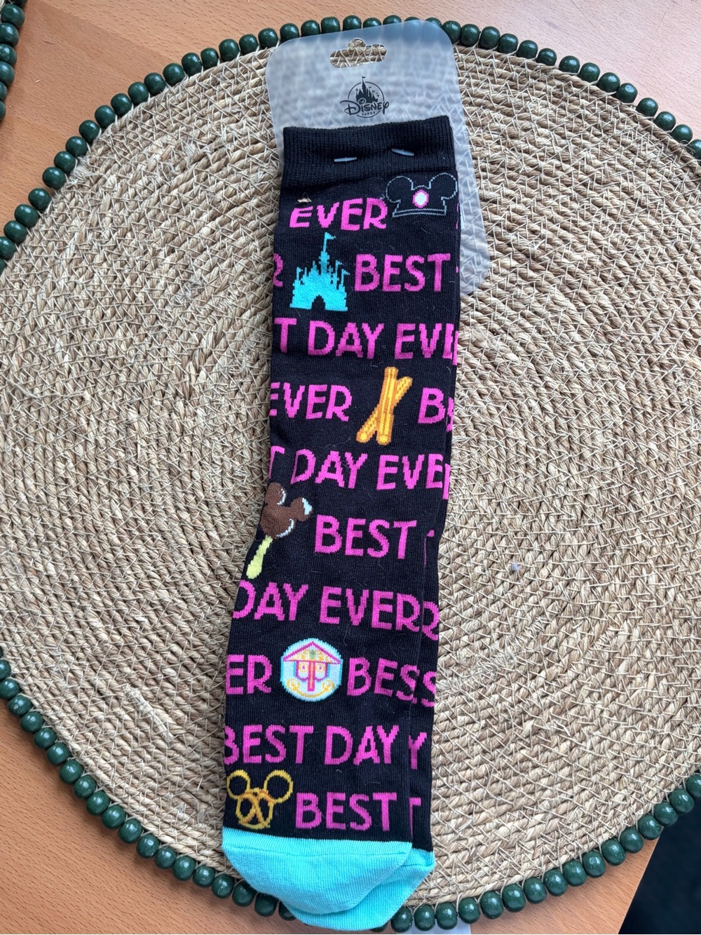 Disney Exclusive 2019 Snacks & Treats Best Day Ever Unisex Socks BRAND NEW CUTE